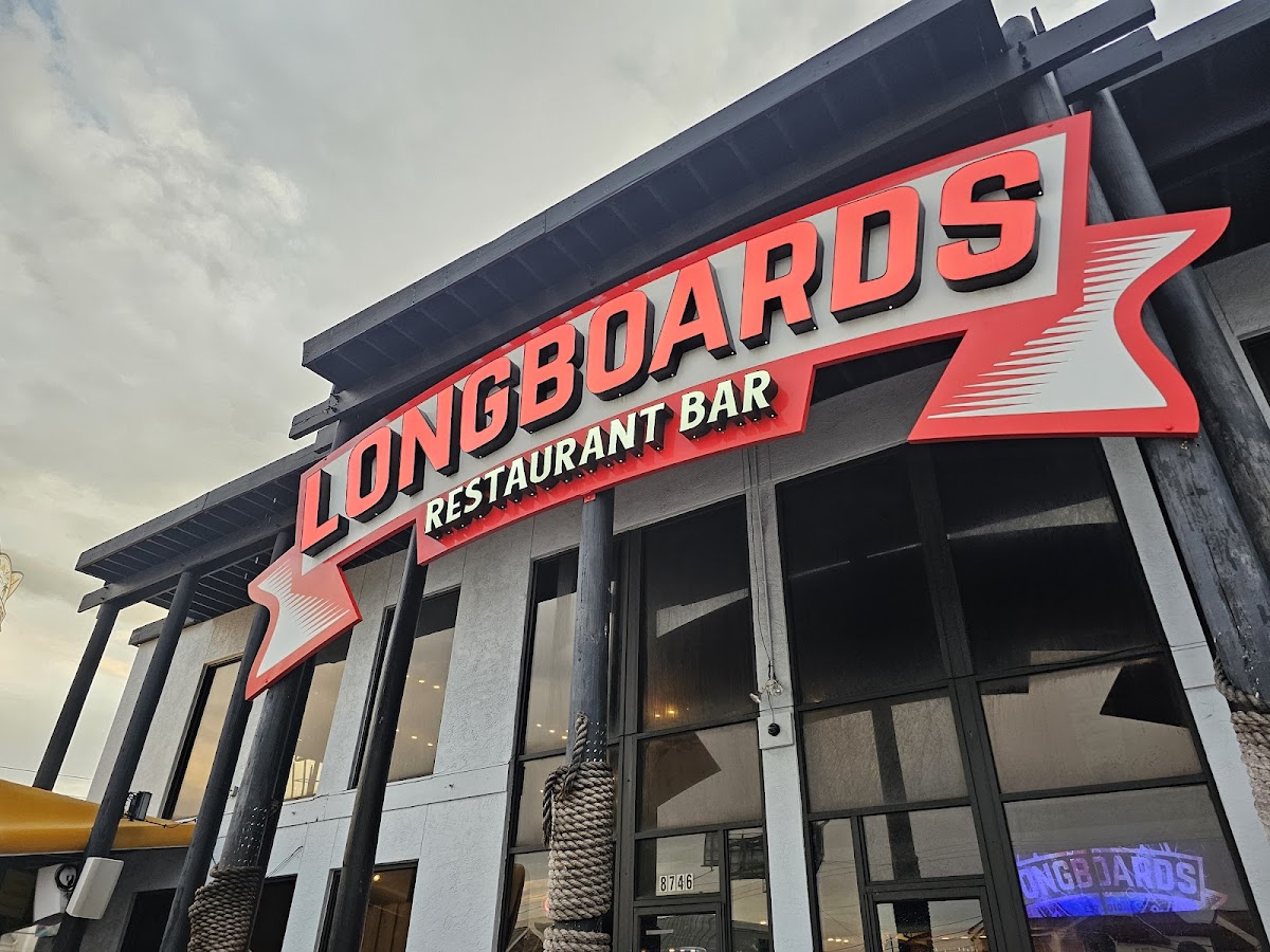 Longboards Restaurant & Bar - 1