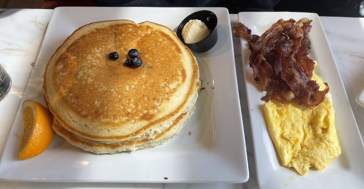 Keke's Breakfast Cafe - 5