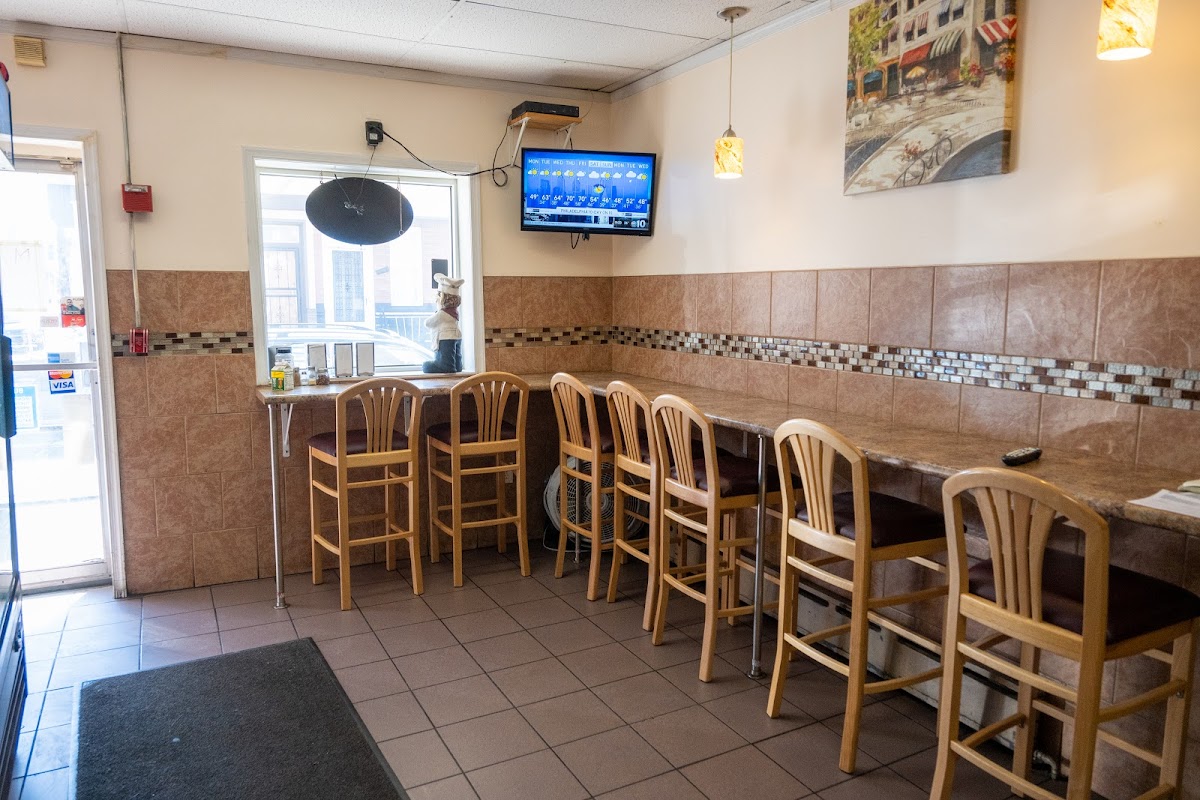 Tony's Pizzeria of Port Richmond - 8