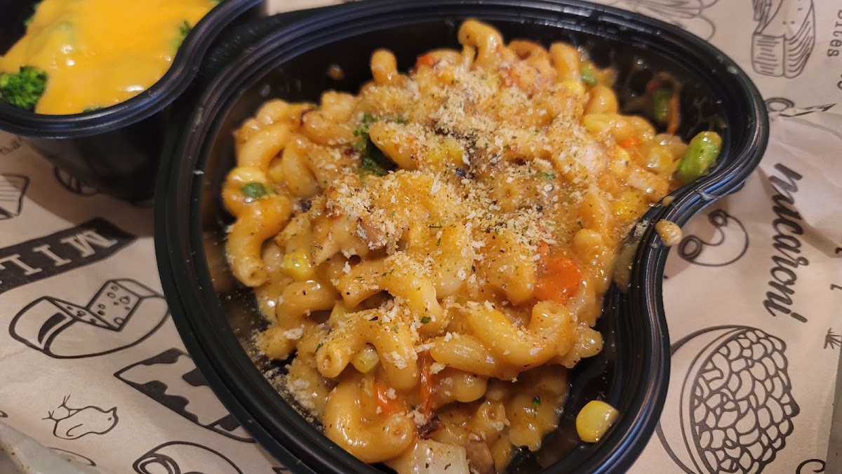 I Heart Mac & Cheese - Sacramento, CA - 3