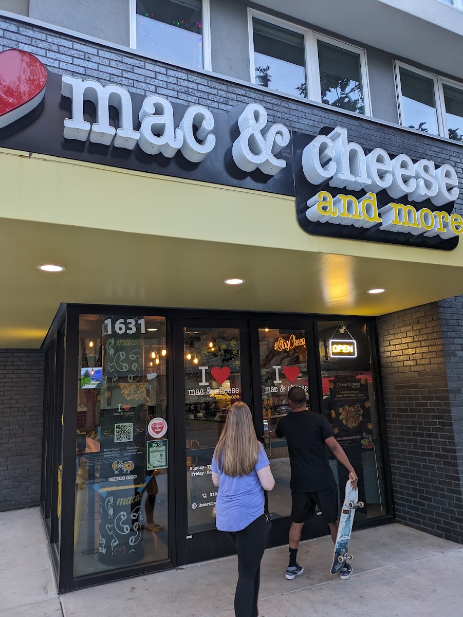 I Heart Mac & Cheese - Sacramento, CA - 6