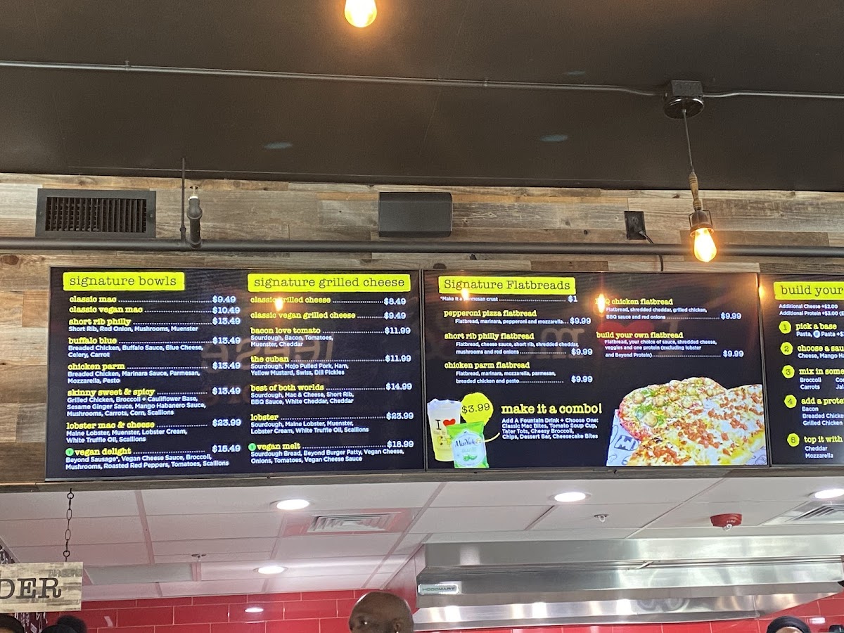 I Heart Mac & Cheese - Sacramento, CA - 4