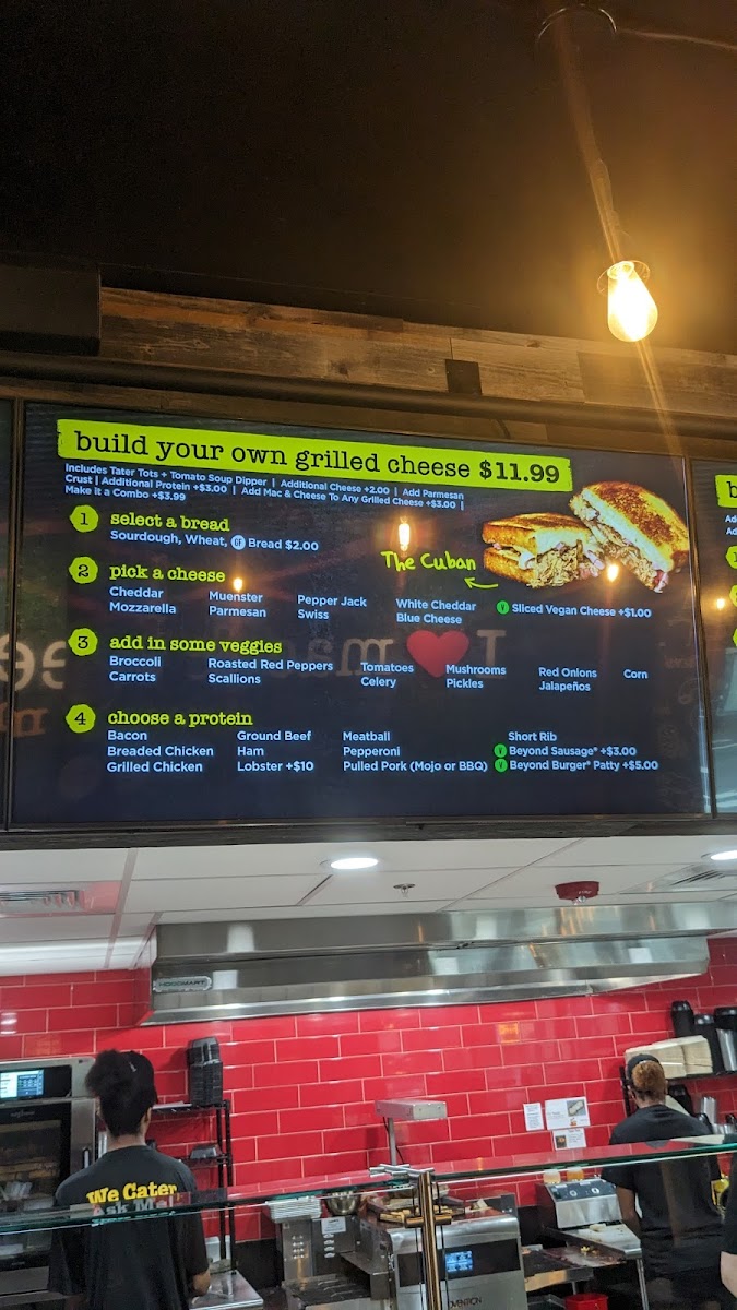 I Heart Mac & Cheese - Sacramento, CA - 5