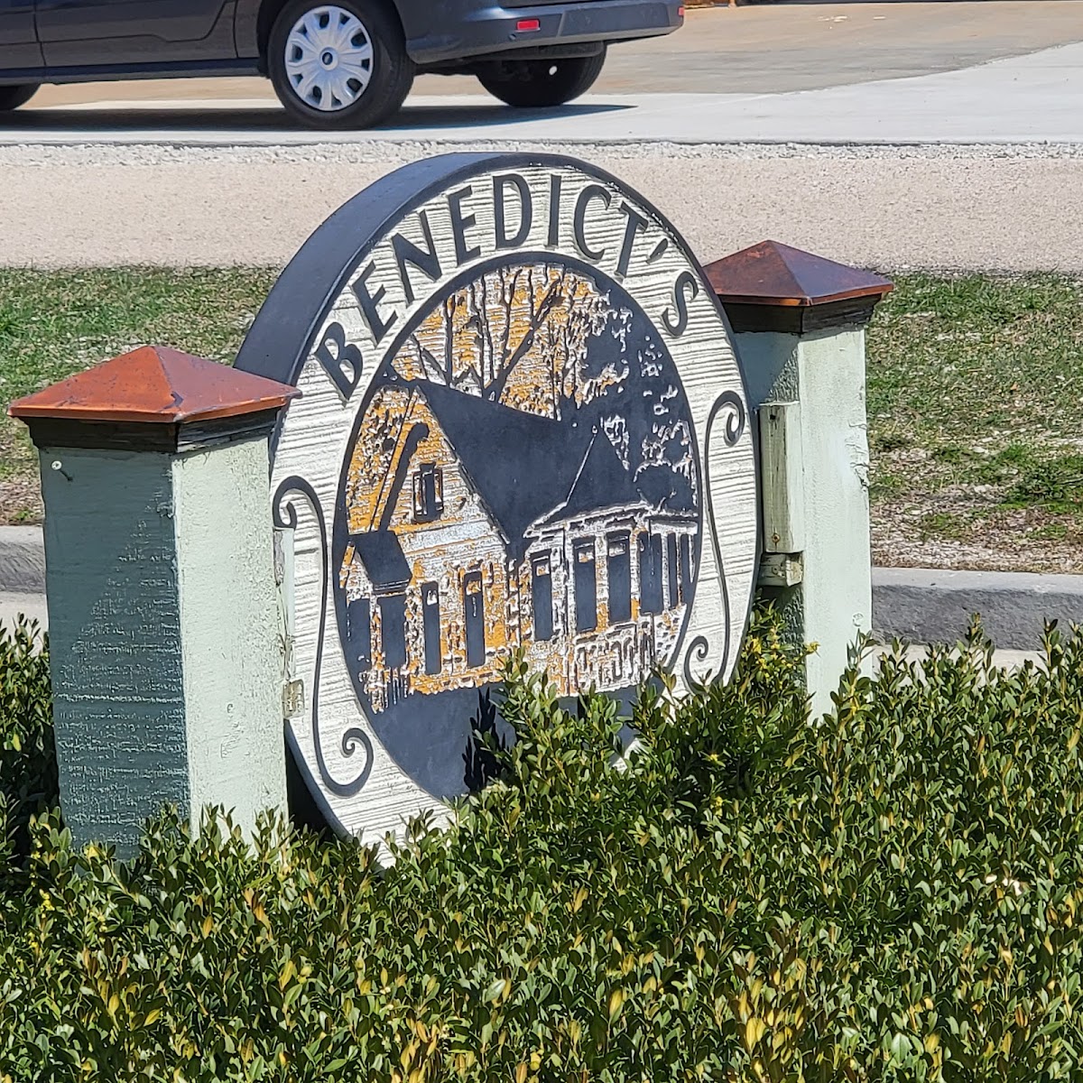 Benedicts Eggs & More - 6