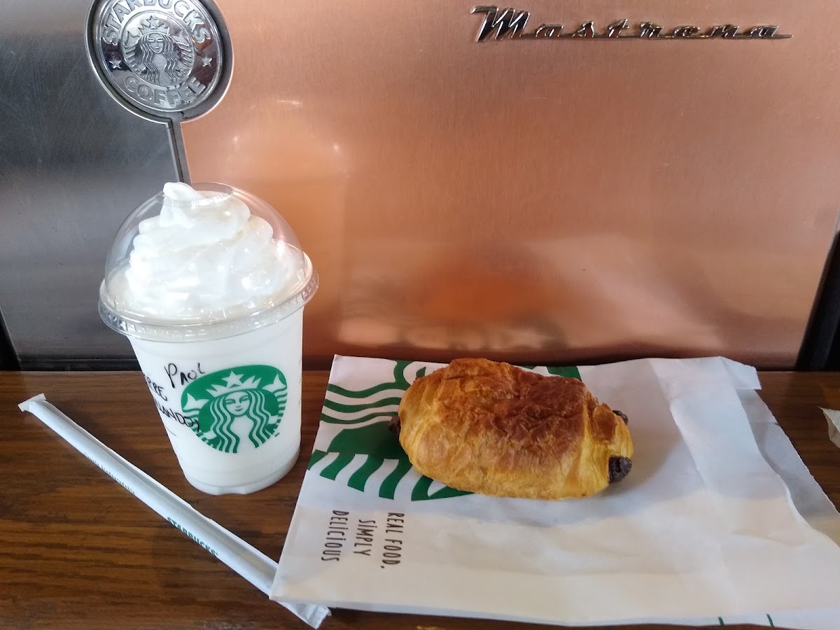 Starbucks Lomas Plaza - 2