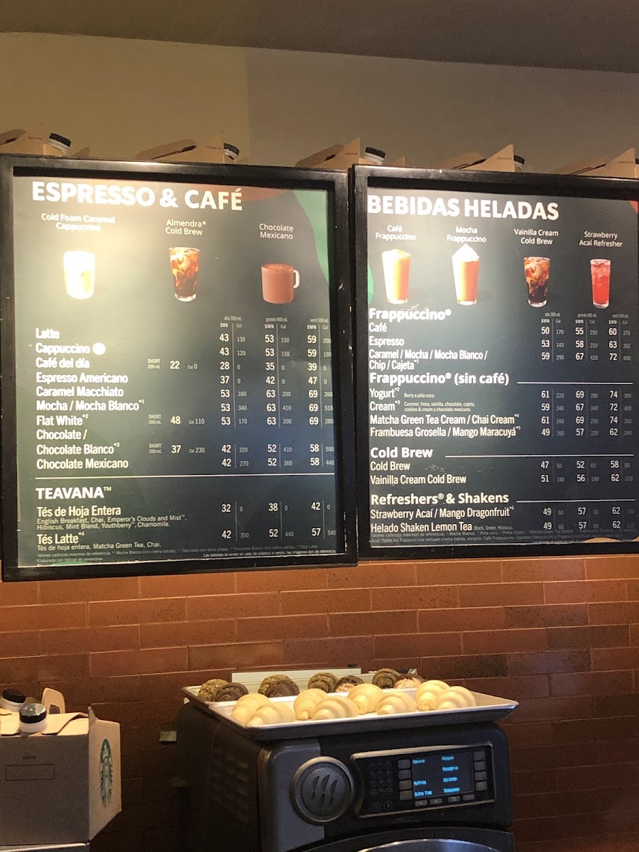 Starbucks Lomas Plaza - 8