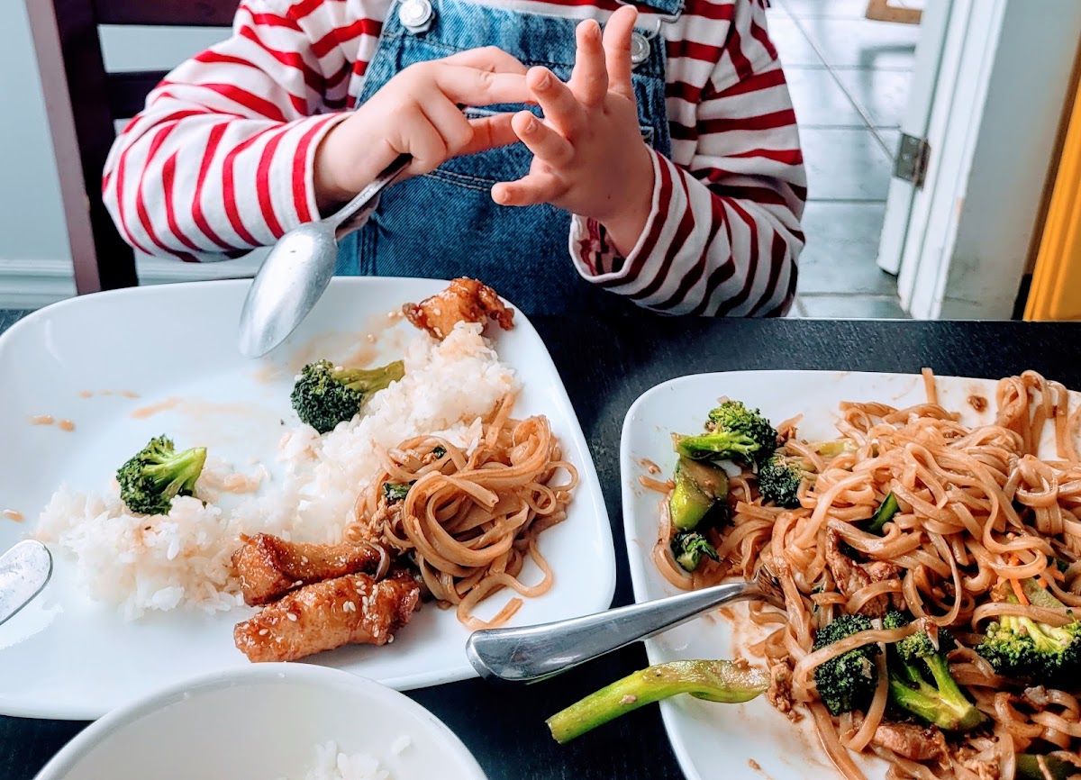 Thai Cuisine Experts - 8