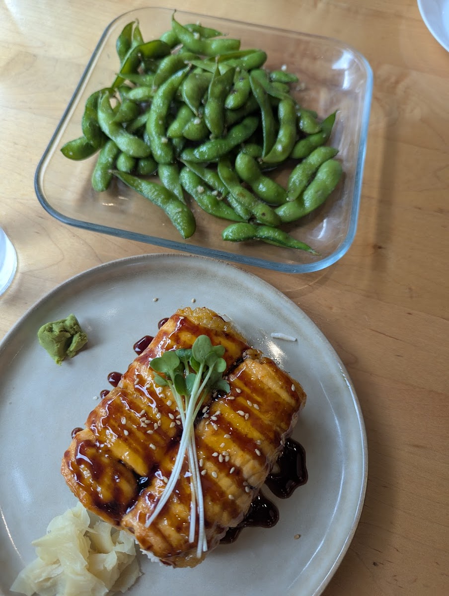 Umi Kitchen and Sushi Bar - 10