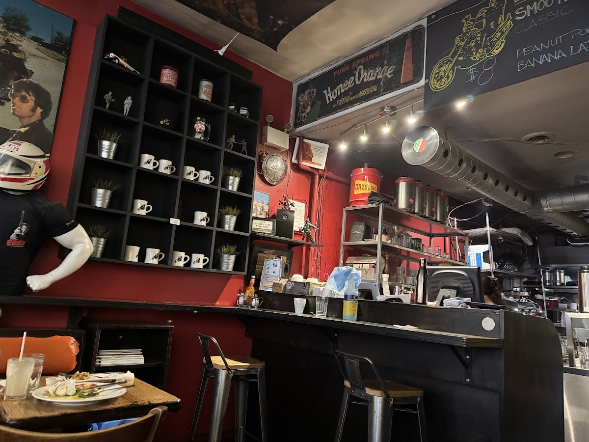 Easy Restaurant - 4