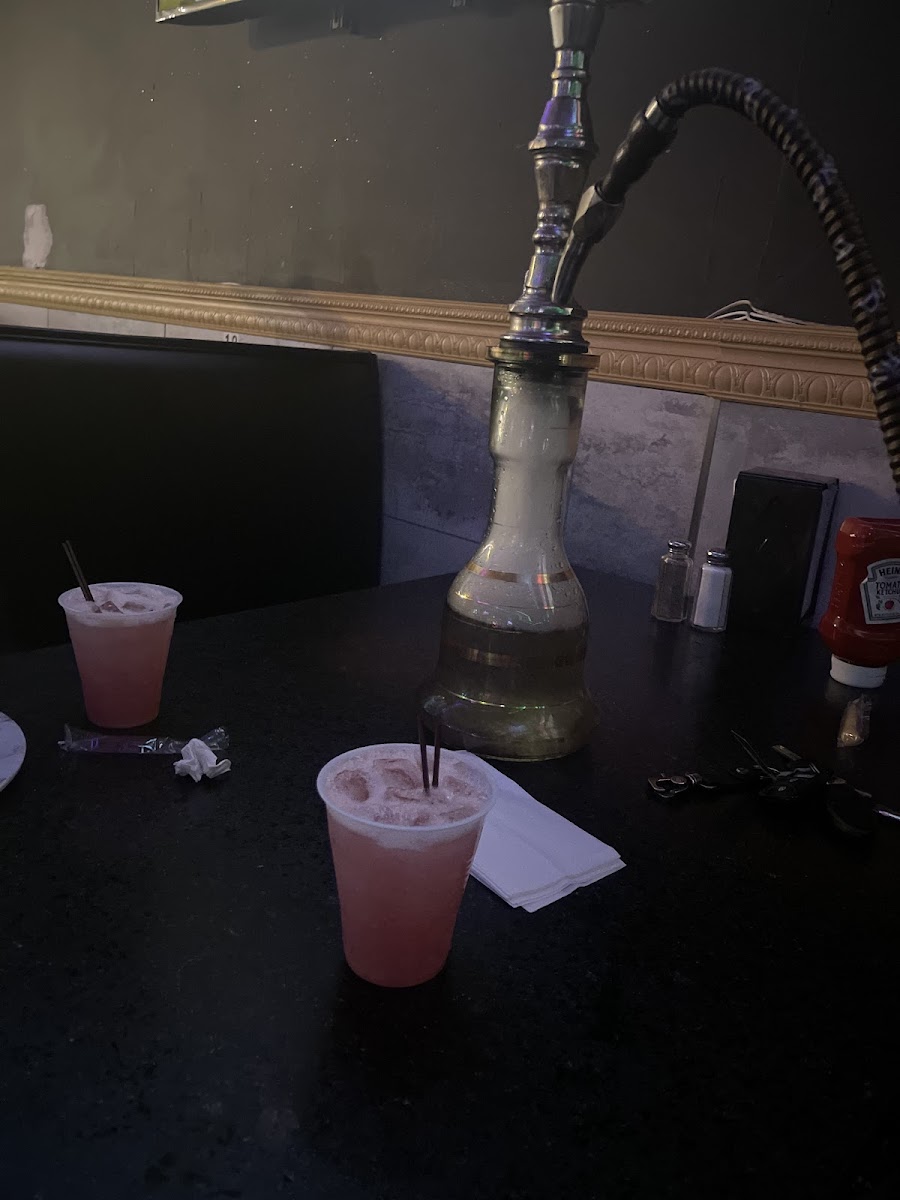 His & Hers Restaurant Bar - 10