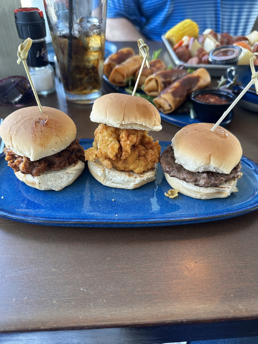 Hurricane Juel's Restaurant - 8