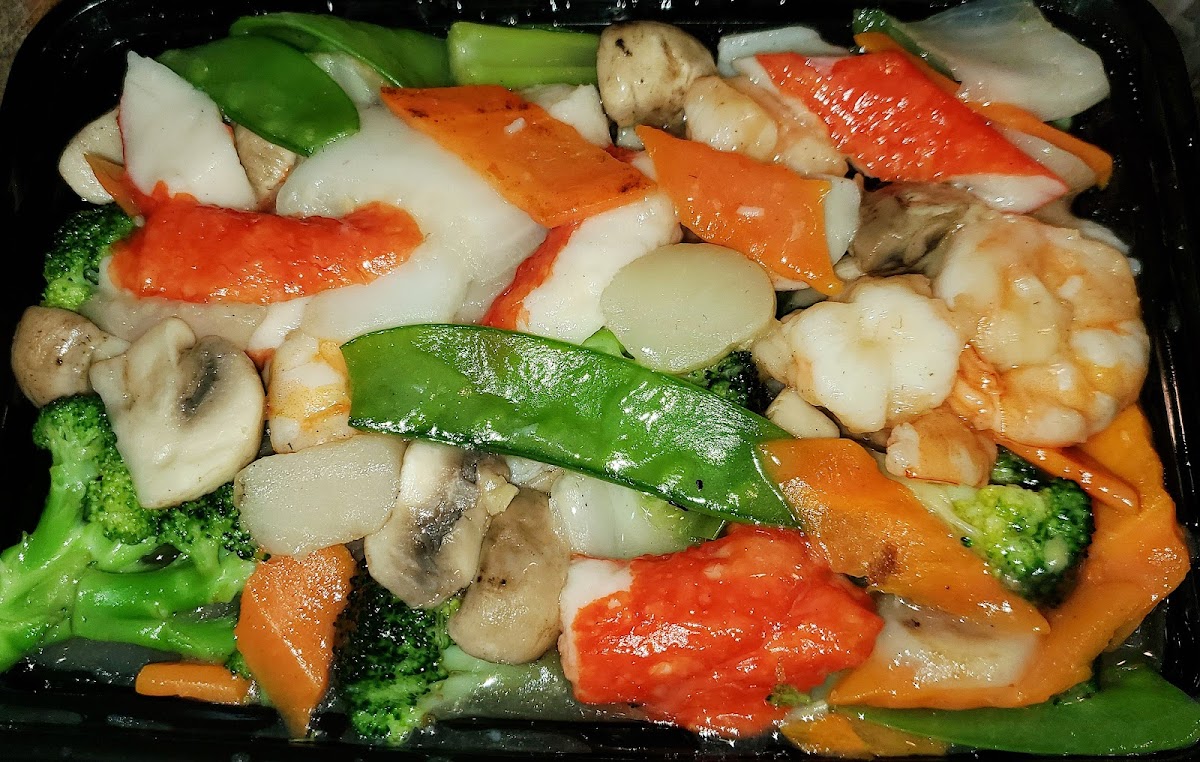Hunan Wok Carry Out - 6