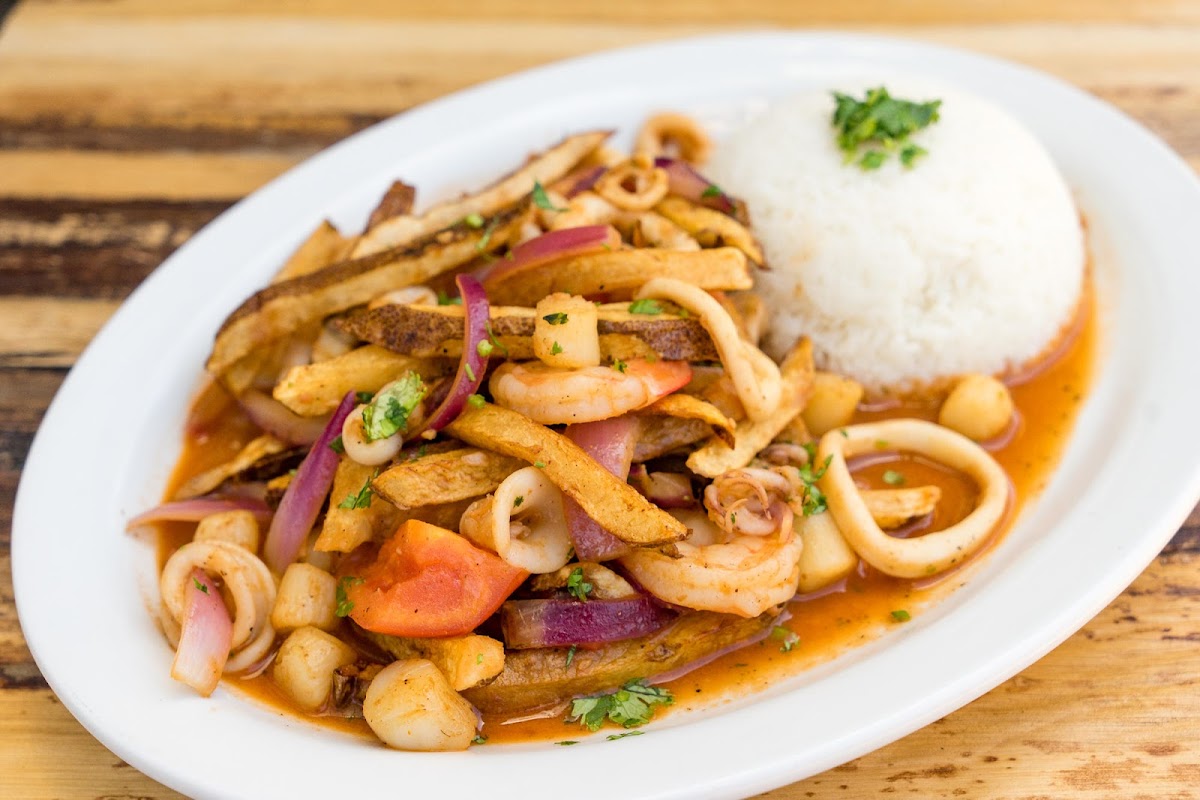 Tumi Peruvian Restaurant - 8