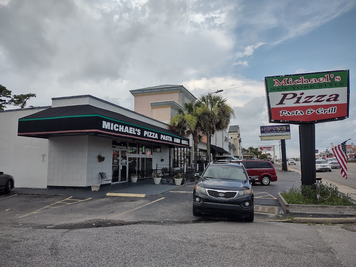 Michael's Pizza, Pasta and Grill - 7