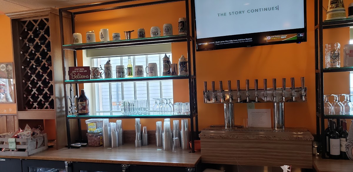 Steilacoom Tap Room - 6