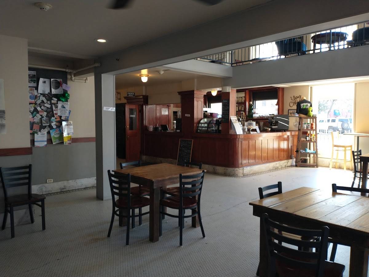 Court Street Coffee Shop - 10