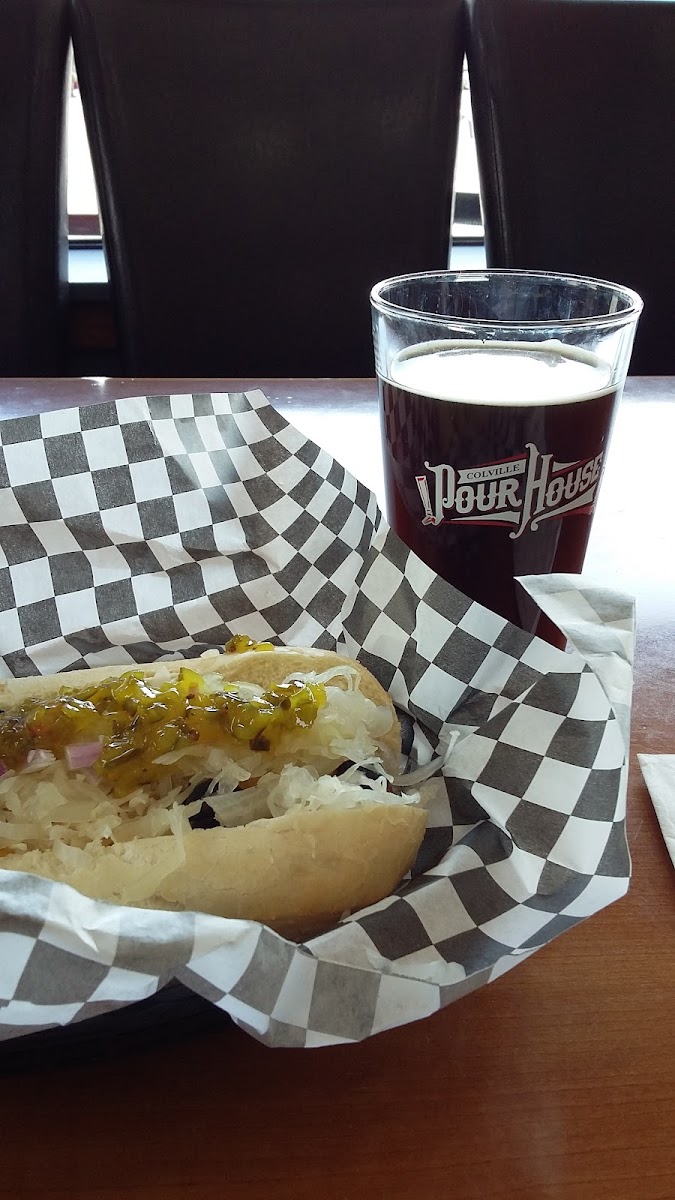 Colville Pour House - 10