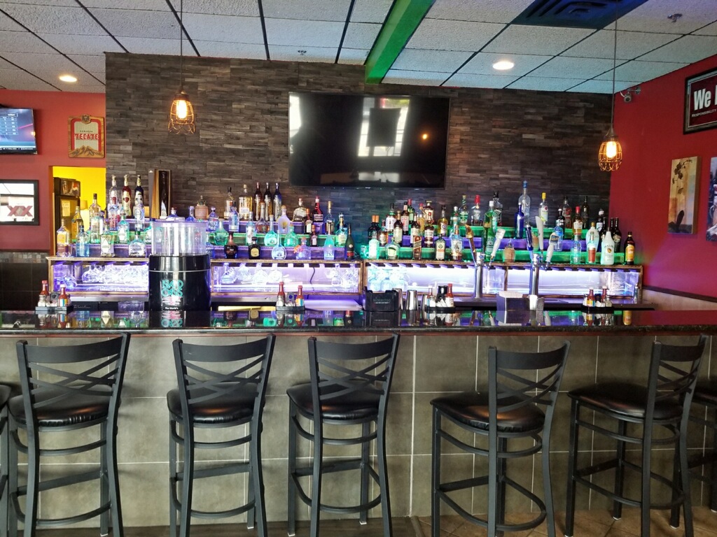 EL TORO BAR & GRILL - 1