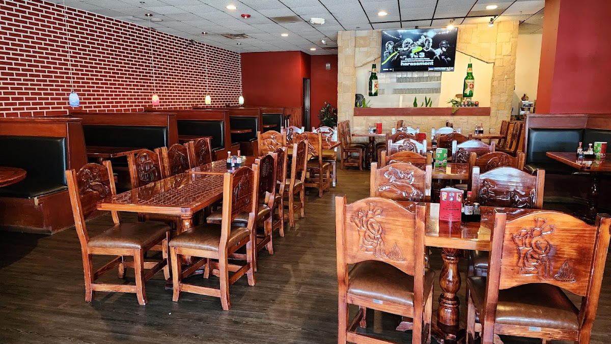 EL TORO BAR & GRILL - 2
