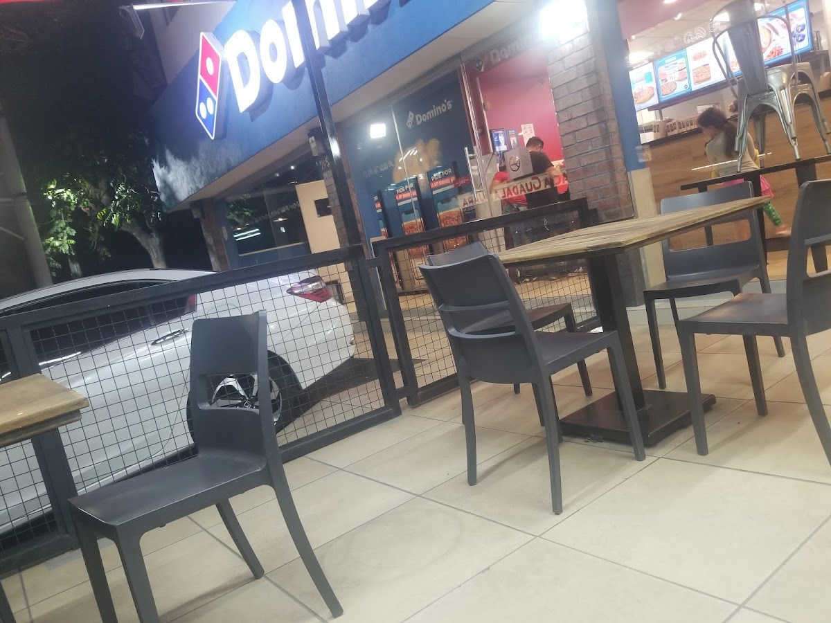 Domino's Guadalajara Residencial Victoria - 7