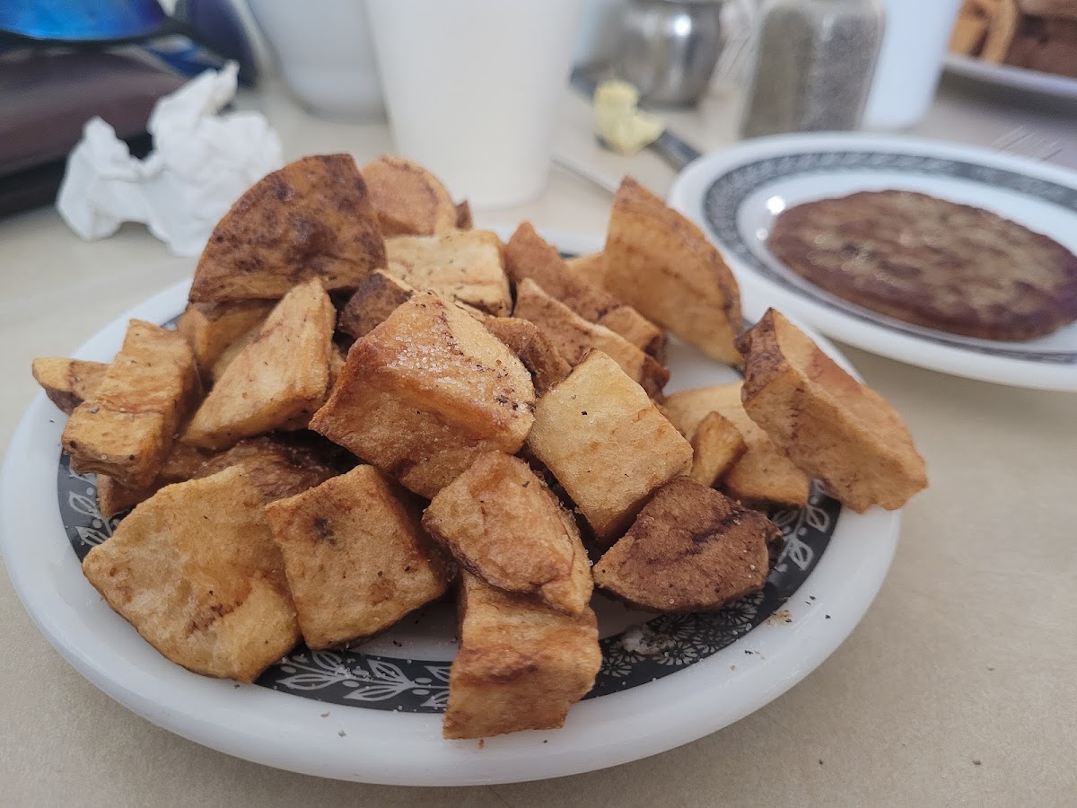 Lemon Tree Restaurant - 9