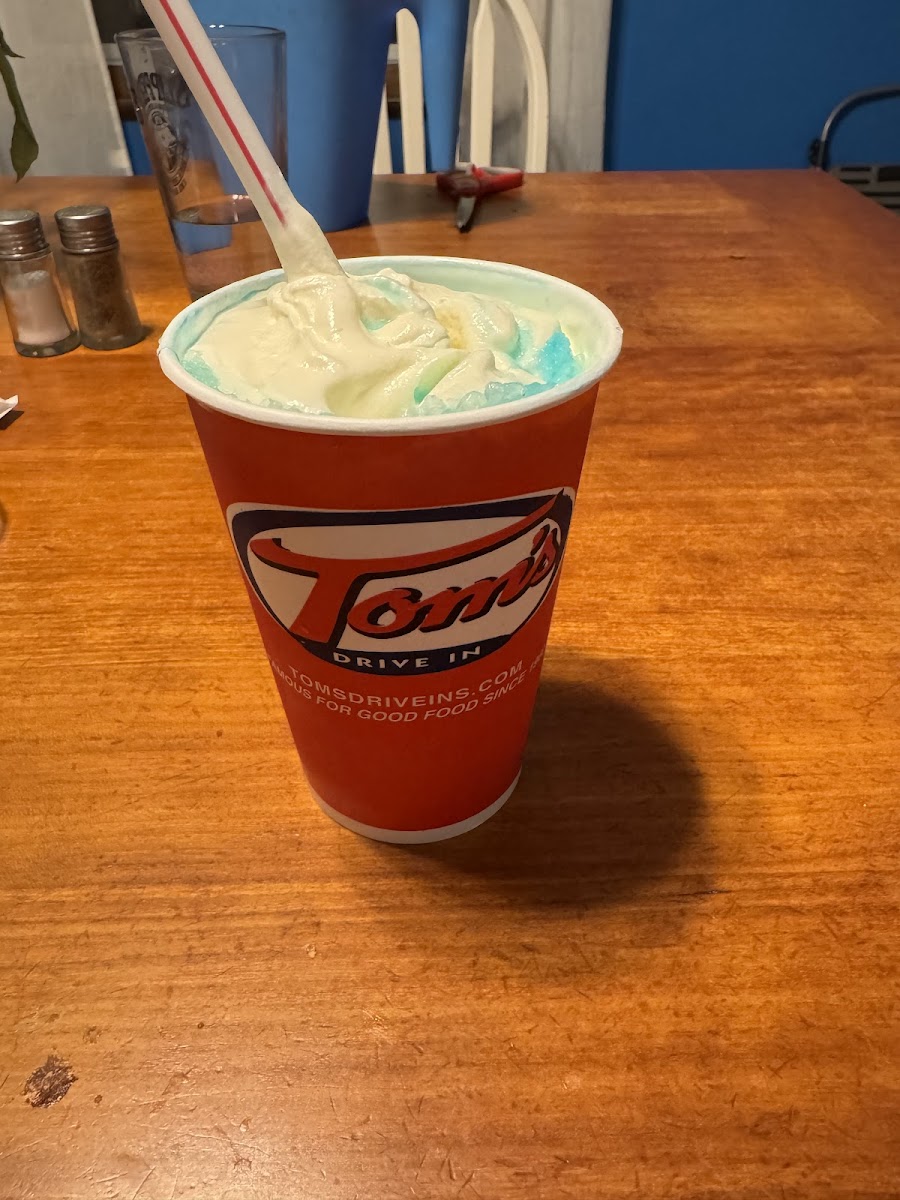 Tom's Drive In - 8