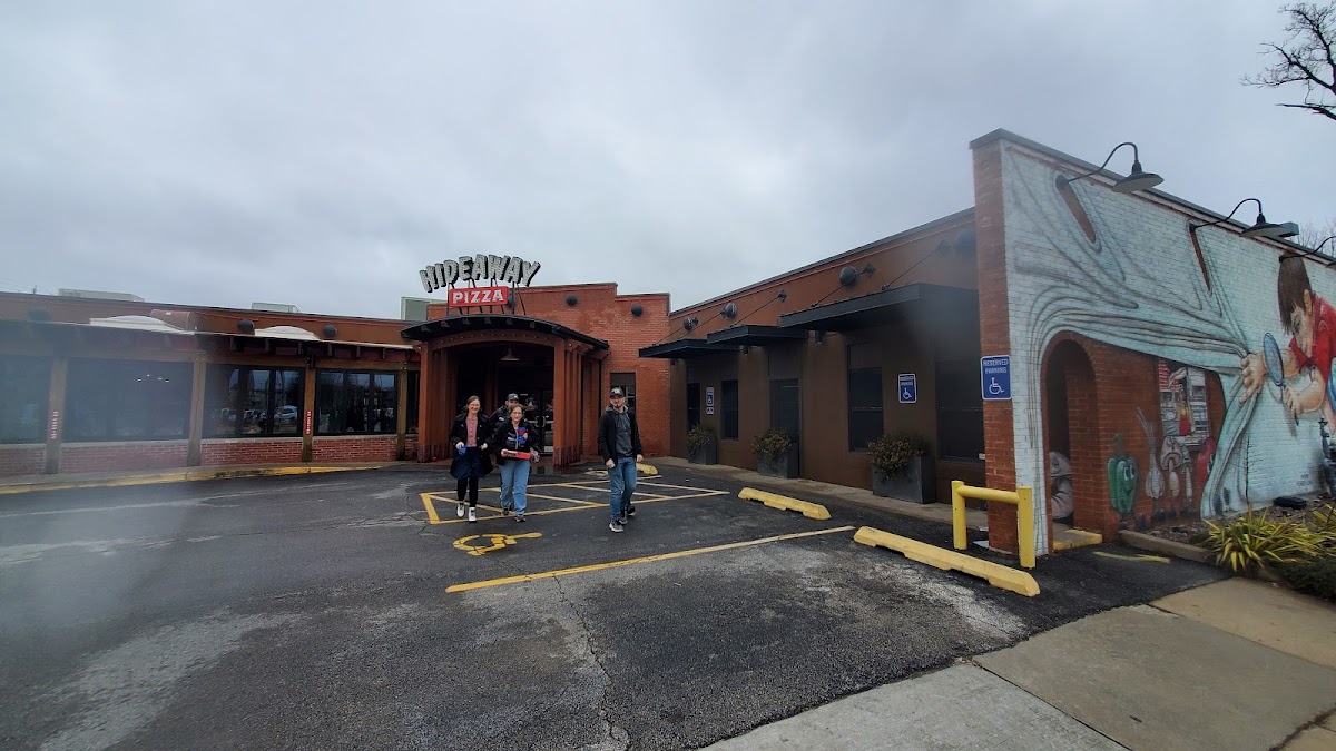 Hideaway Pizza - 9