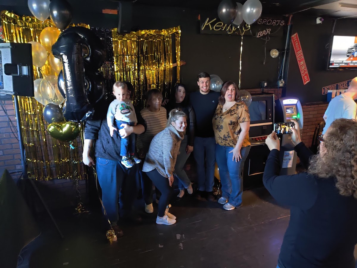 Kelly's Sports Bar & Grill - 9