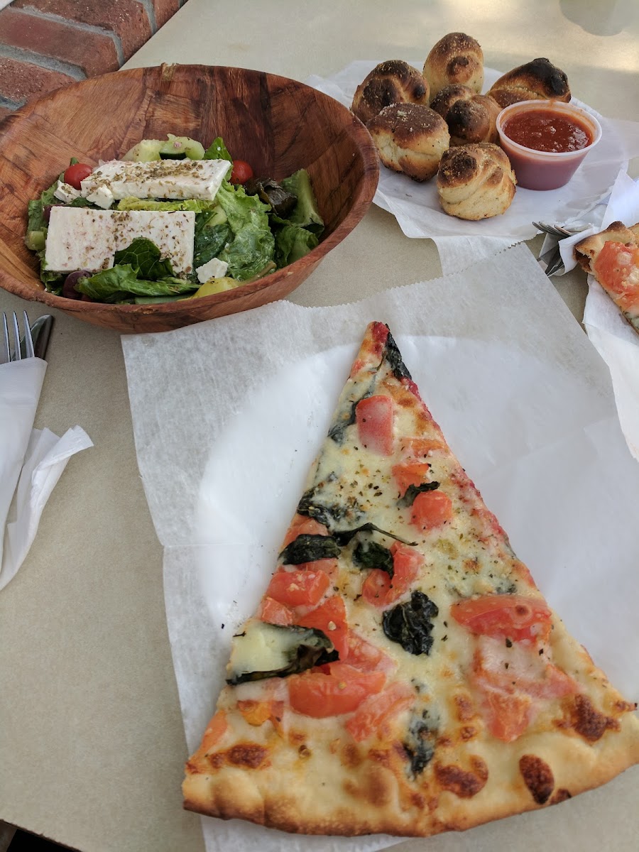 Sammy's Southport Pizza House - 7