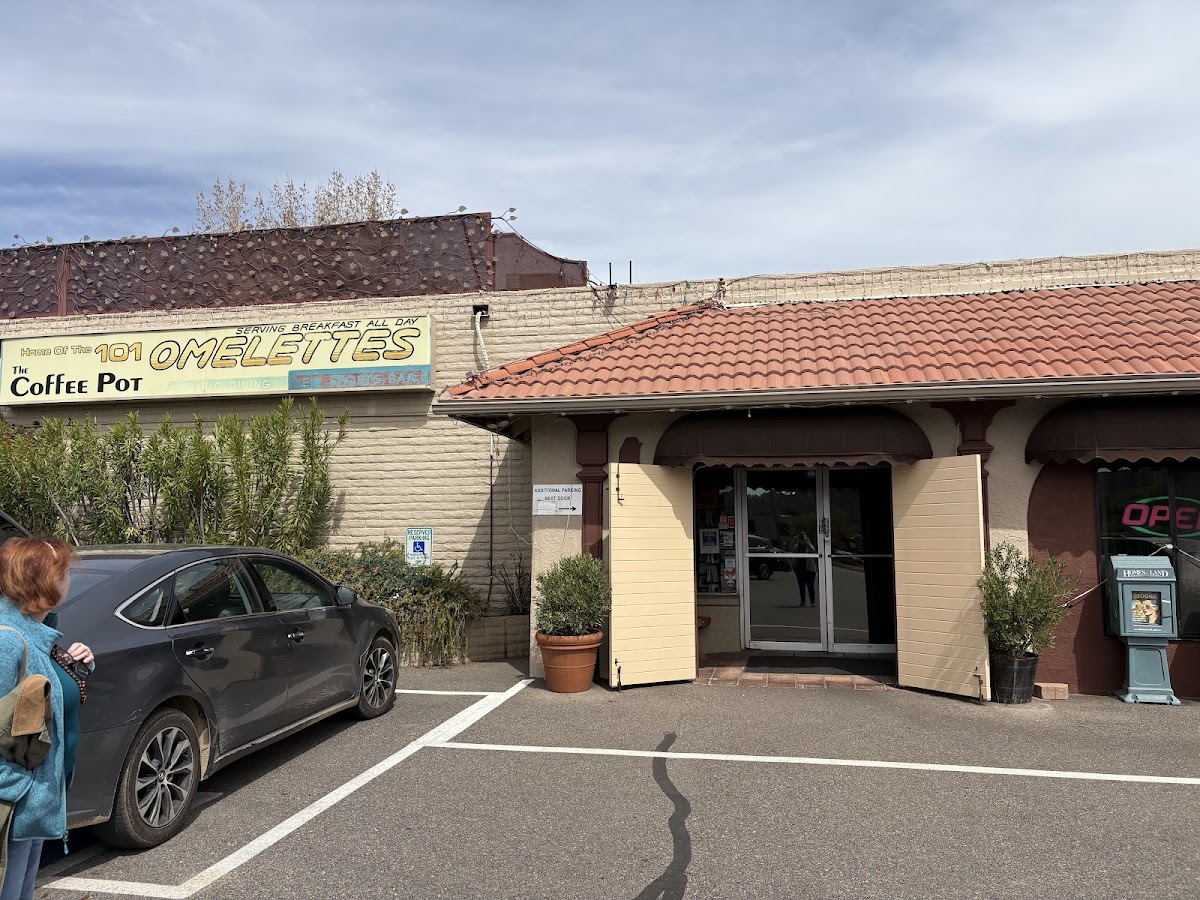Coffee Pot Restaurant - 7