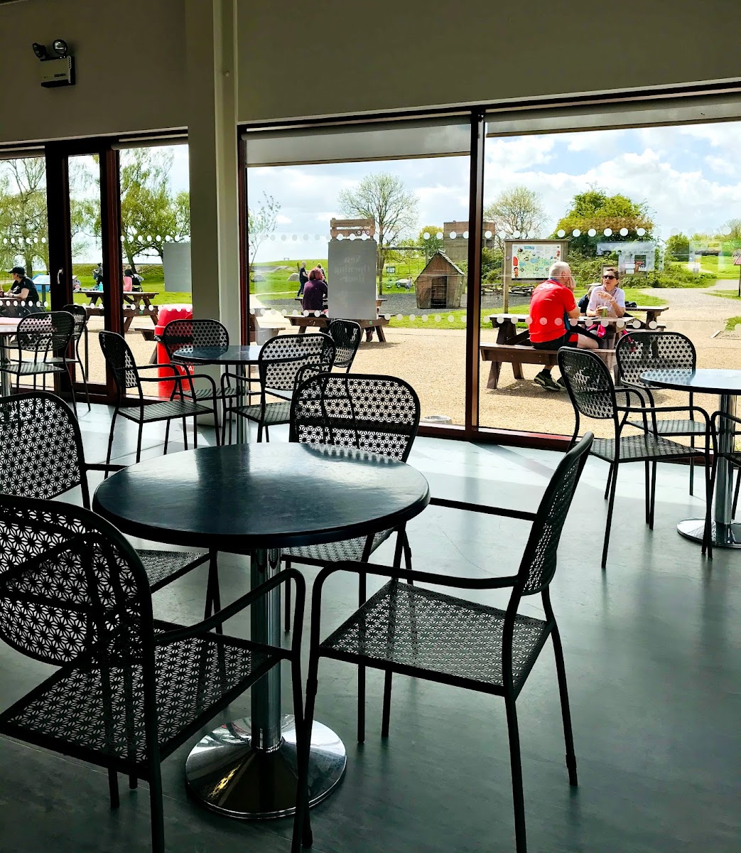 The Hub Cafe @ Hadleigh Park - 1