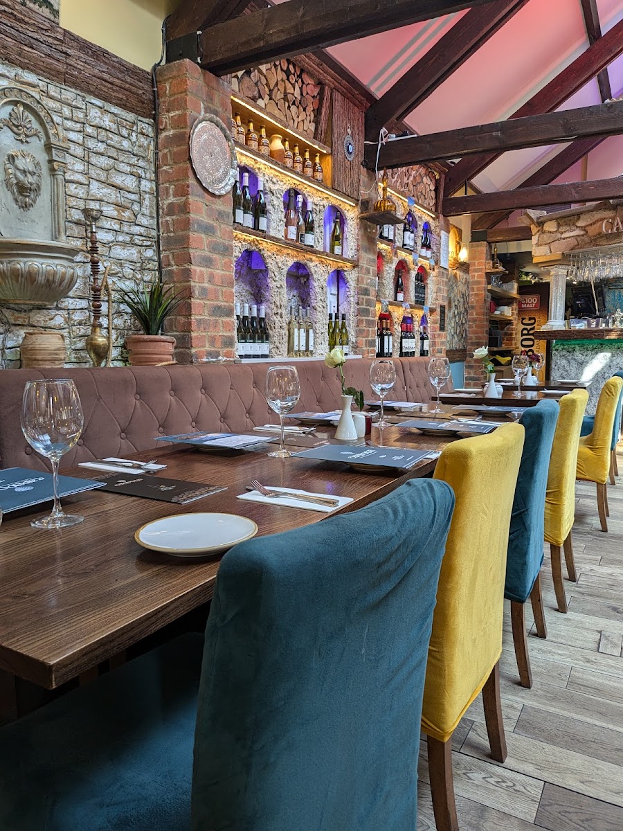 Capadocia Turkish Restaurant Newport Pagnell - 7