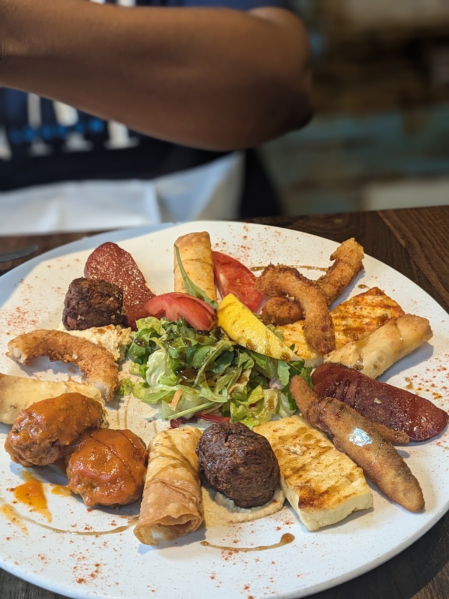 Capadocia Turkish Restaurant Newport Pagnell - 8
