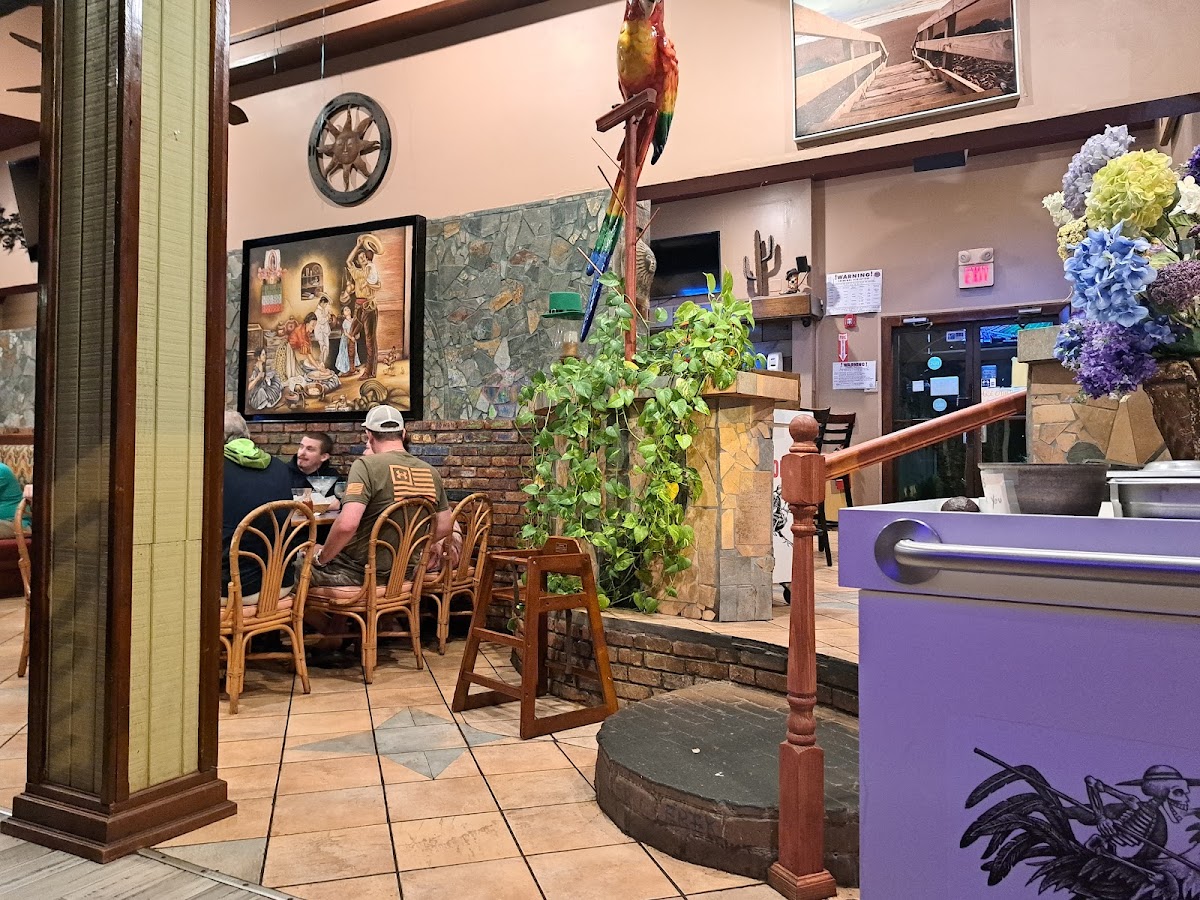El Mariachi Mexican Restaurant - 1
