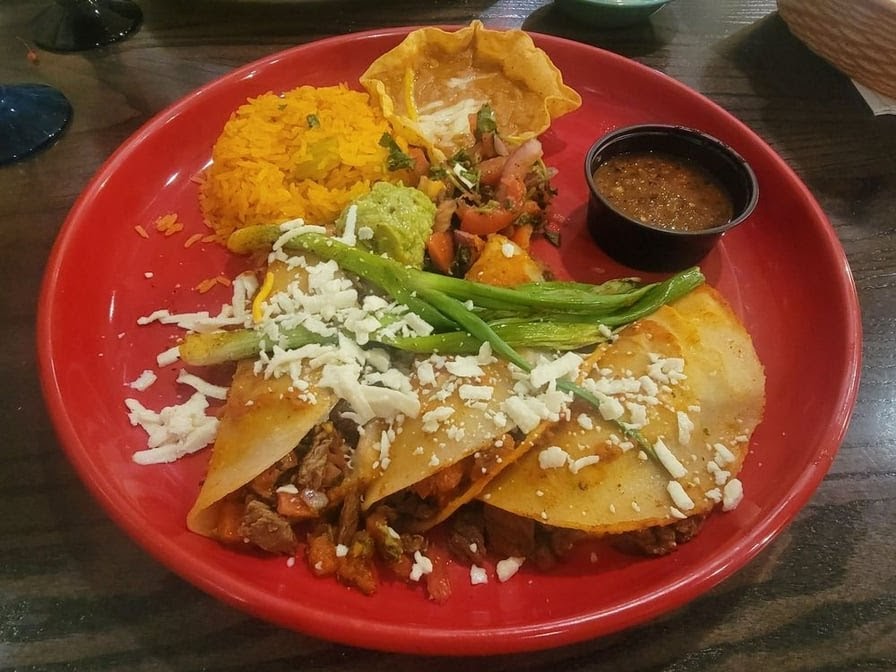 El Mariachi Mexican Restaurant - 4