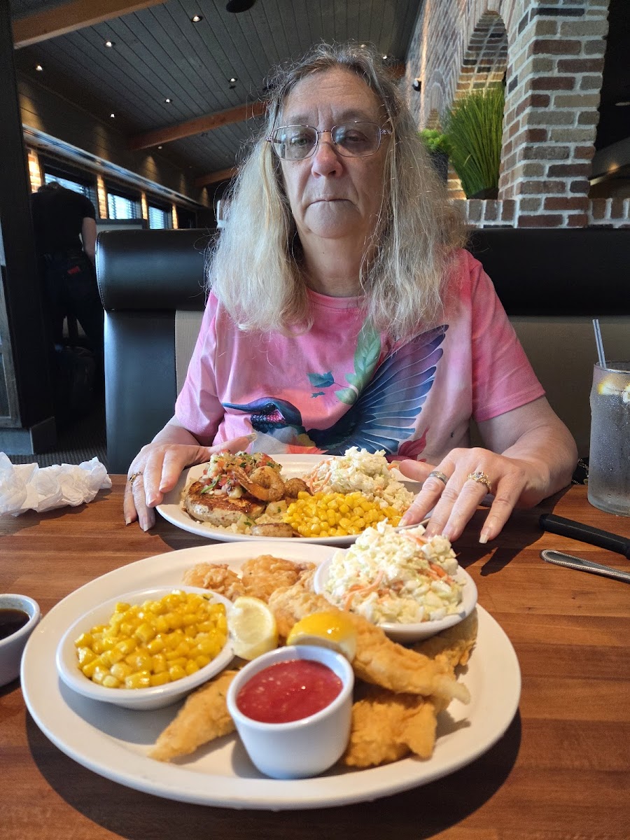 Cheddar's Scratch Kitchen - 10