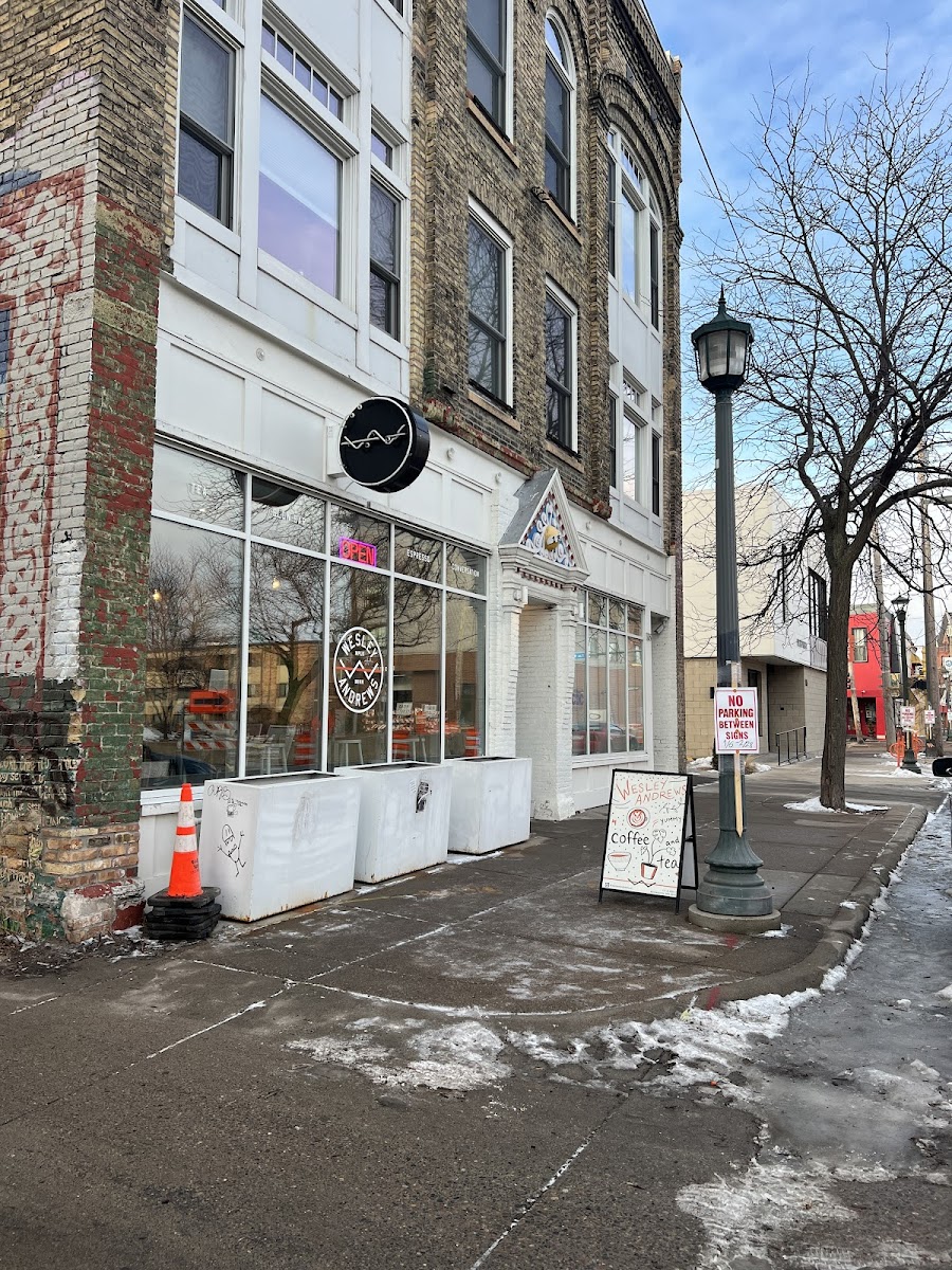 Wesley Andrews Coffee & Tea - 5