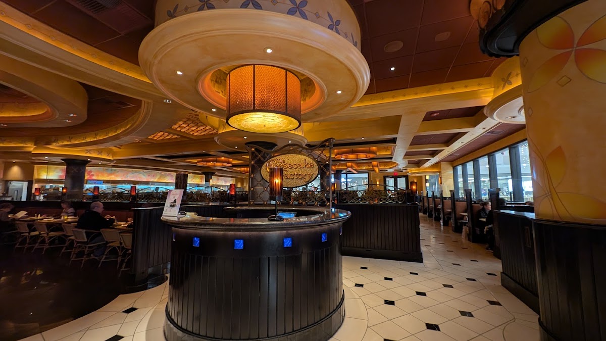 The Cheesecake Factory - 4
