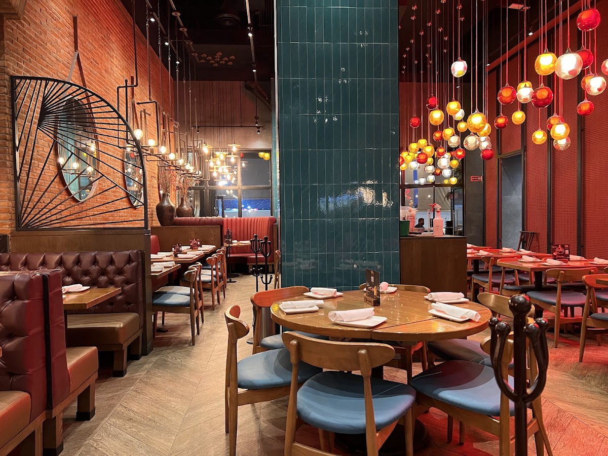 P.F. Chang's Paseo Acoxpa - 1