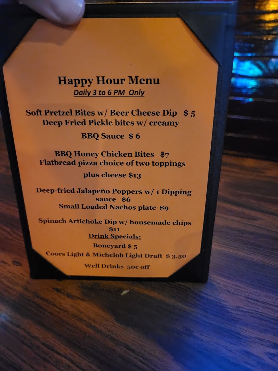 99 Saloon & Grill - 7