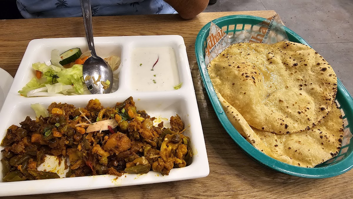 Rajdhani Indian Sweets & Restaurant - 5