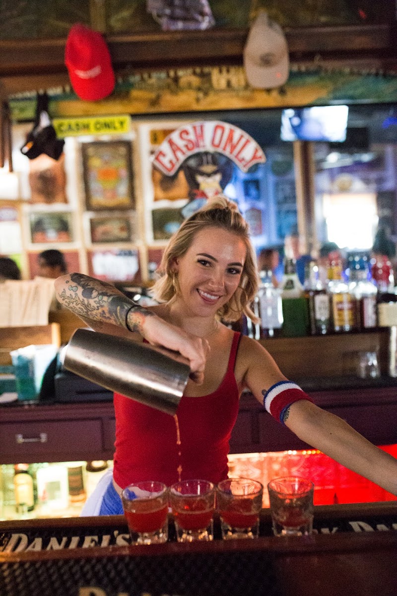 Pine Street Saloon - 9