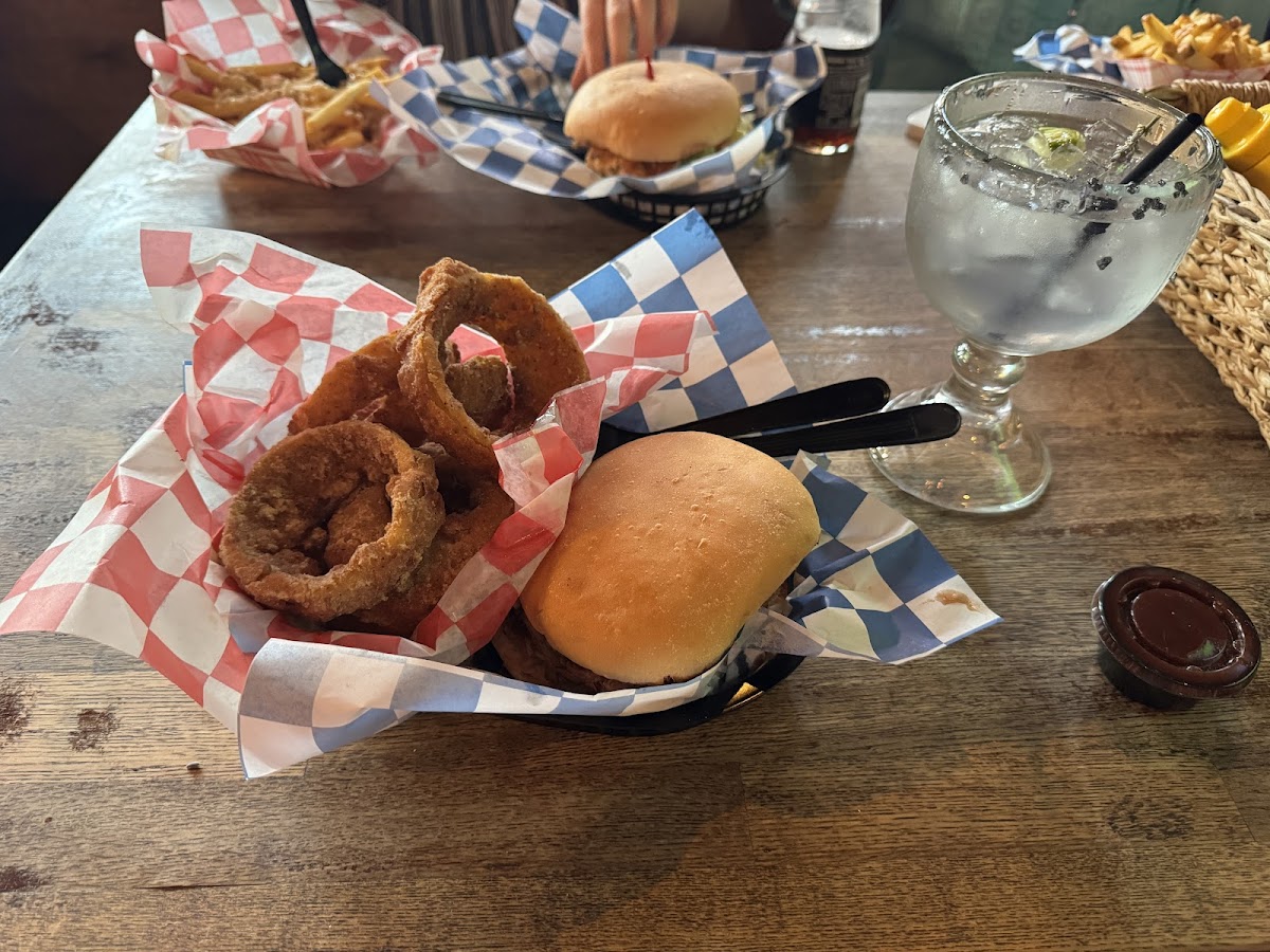 Hubcap Grill - 4