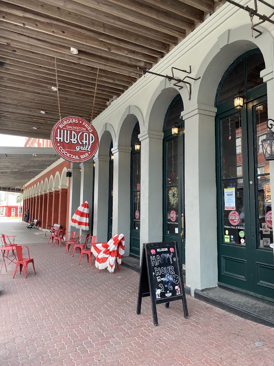 Hubcap Grill - 8
