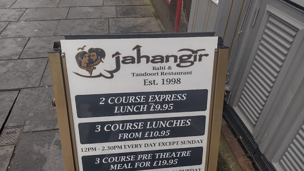 Jahangir Tandoor Restaurant - 9