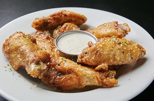 Hotshots Sports Bar & Grill - 7