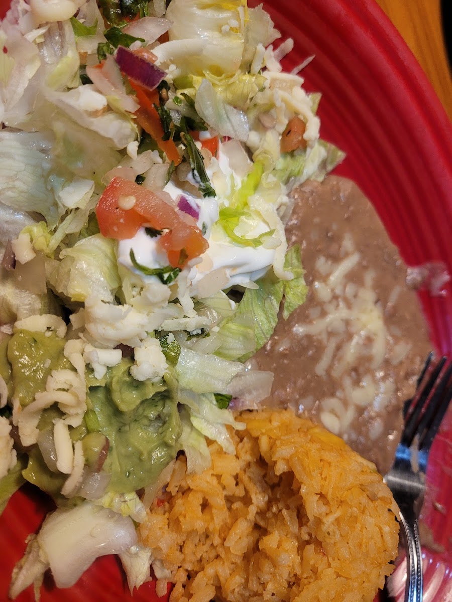 Pacos Mexican Restaurant - 4