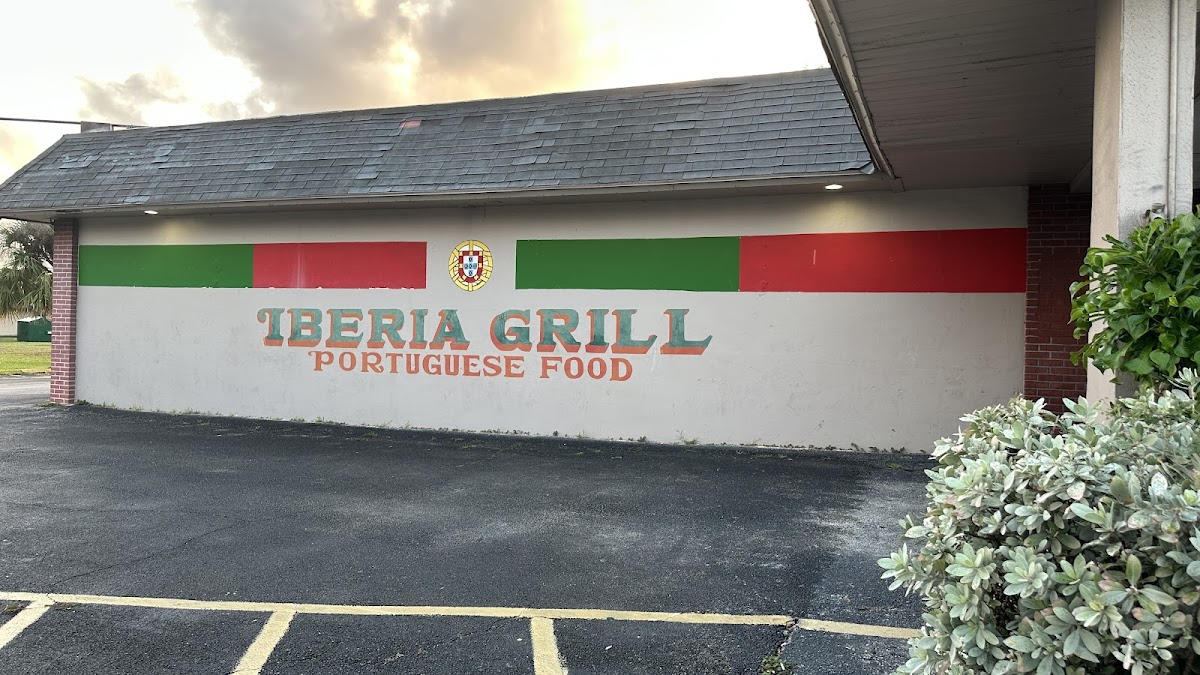 Iberia Bar & Grill - 9