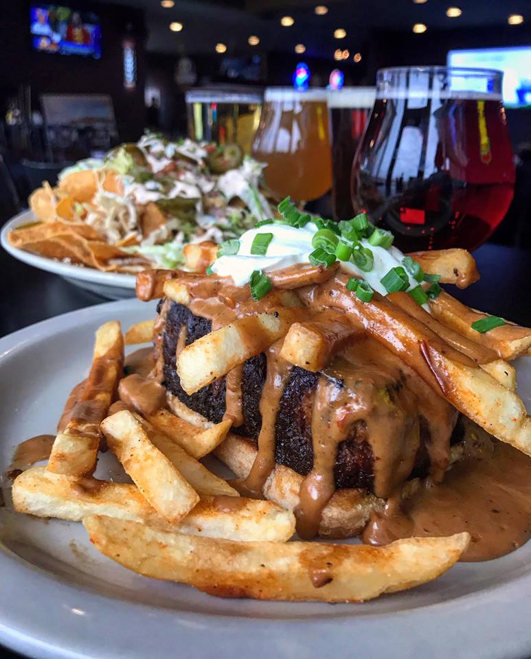 Heartbreakers Bar & Grill - 6