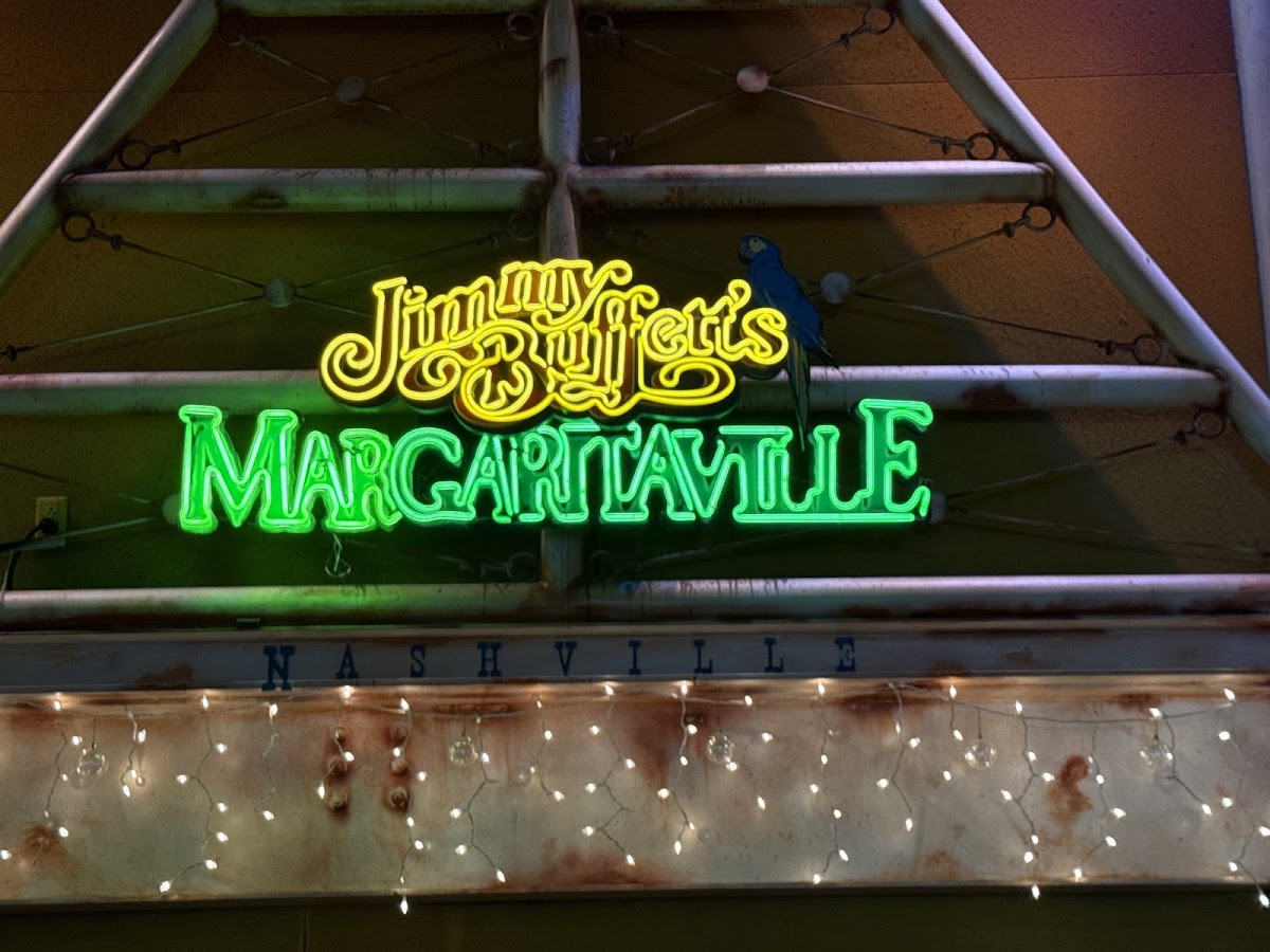 Margaritaville Restaurant - Nashville - 7